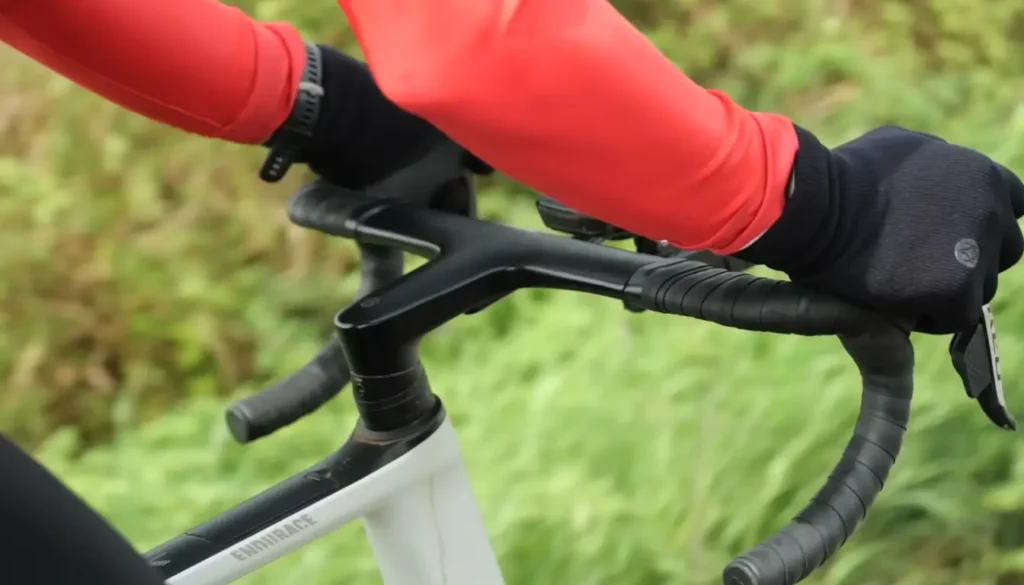 How to Avoid Numb Hands While Riding a Mountain Bike